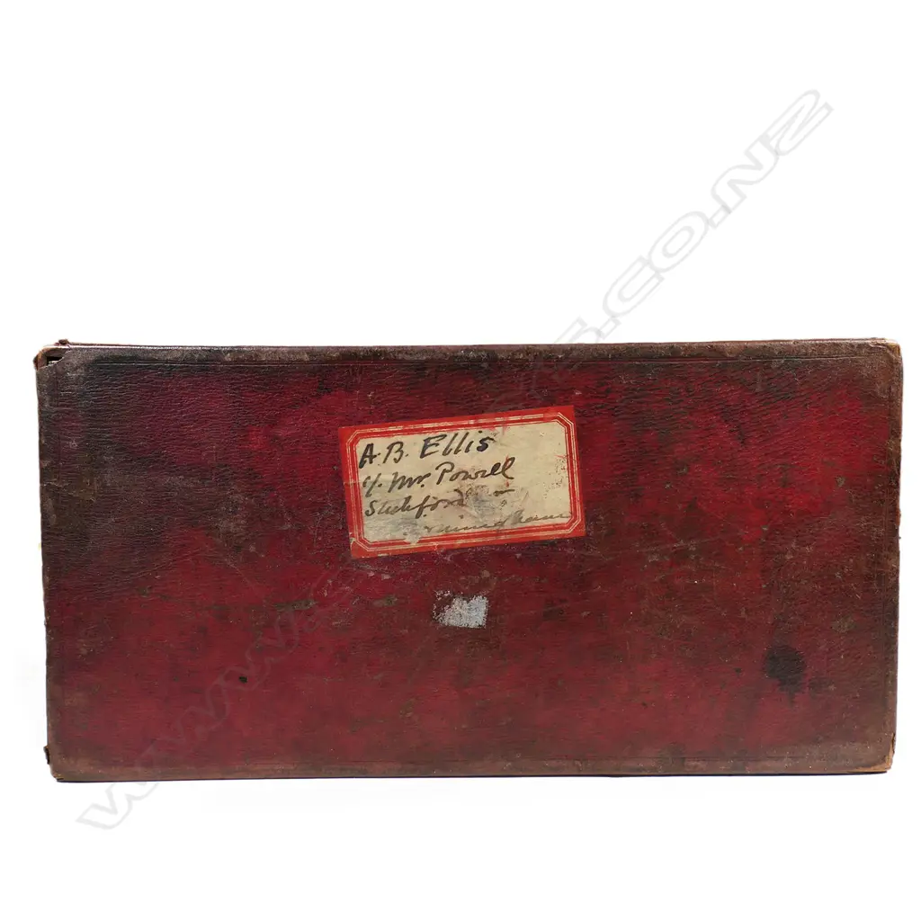 An uncommon Geo.III red Morocco leather bound despatch box, Image 1++