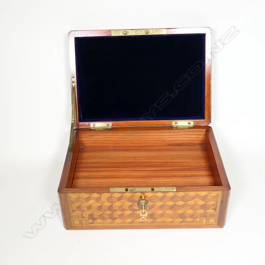 An exceptional Victorian inlaid deeds box, Image 1++