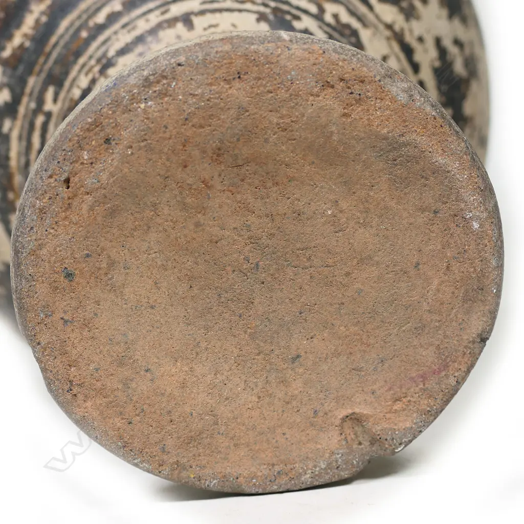 A reputedly 12thC Khmer baluster jar, Image 1++