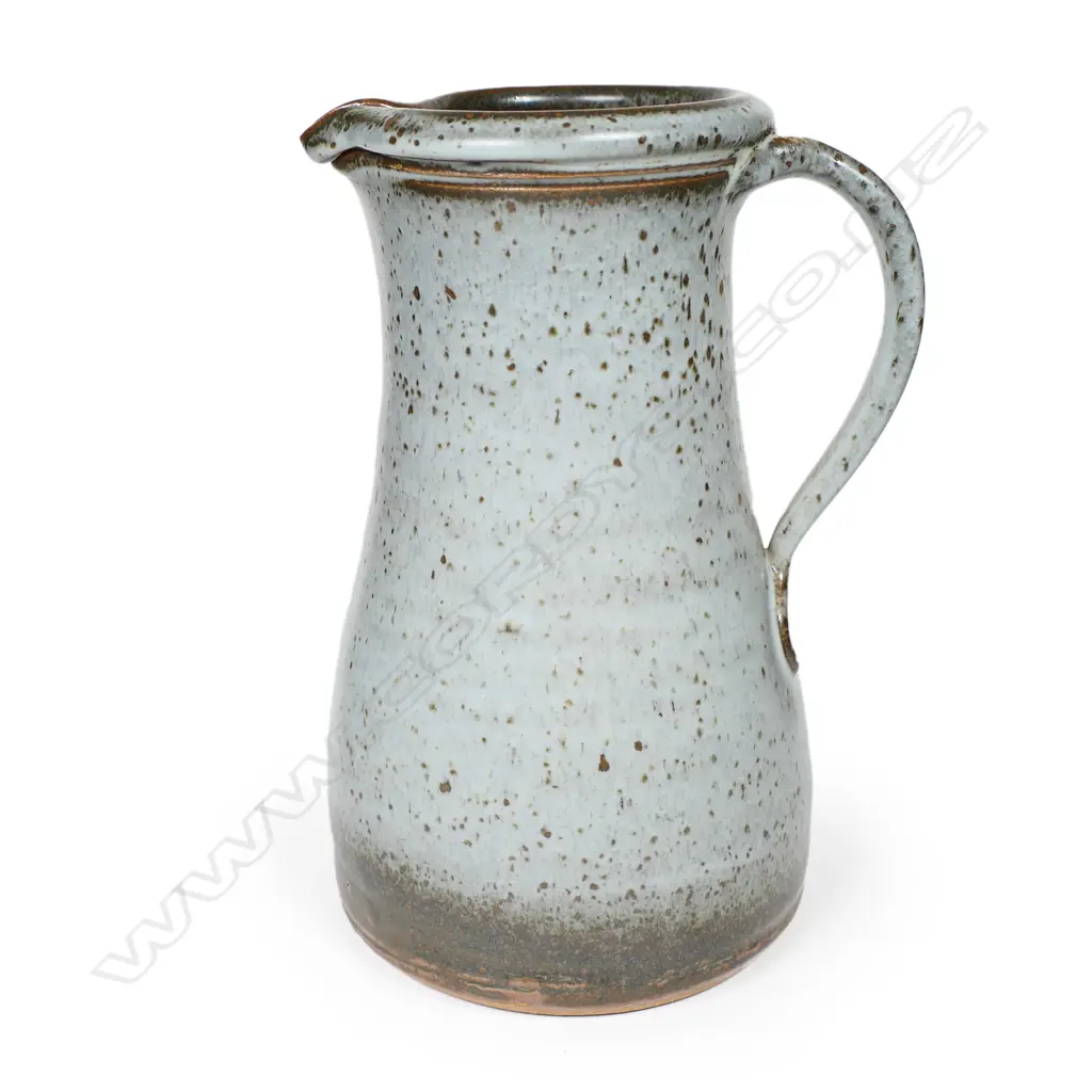 Len Castle tall stoneware jug, Image 1++