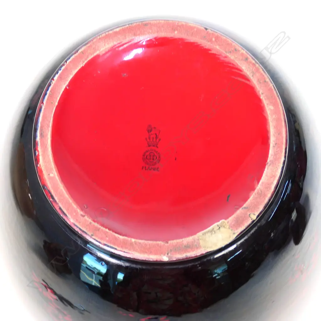A Royal Doulton flambe jardiniere, Image 1++