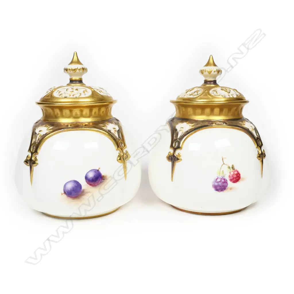 A pair of Royal Worcester lidded potpourri urns, Image 1++