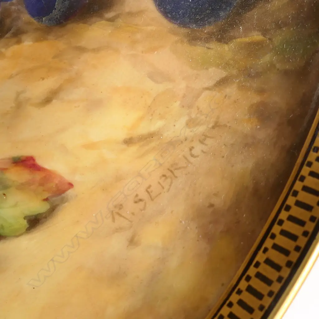A large Royal Worcester fruit painted bowl by Seabright, Image 1++