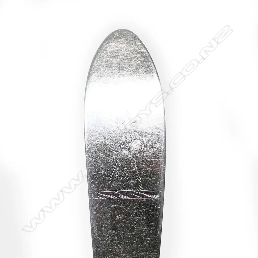 A harlequin set of six Geo. III Irish silver Celtic Point tablespoons, Image 1++