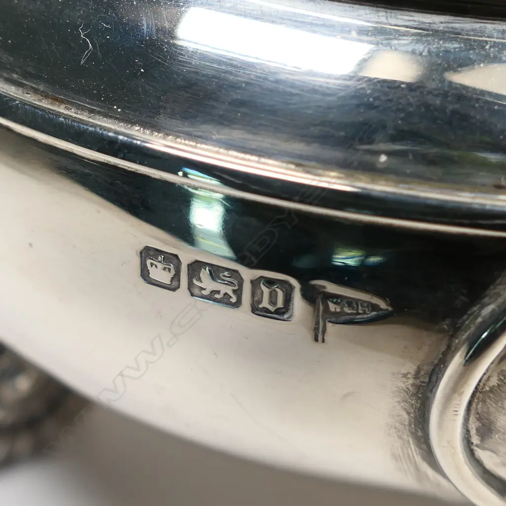 A stylish Edwardian silver rose bowl, Image 1++