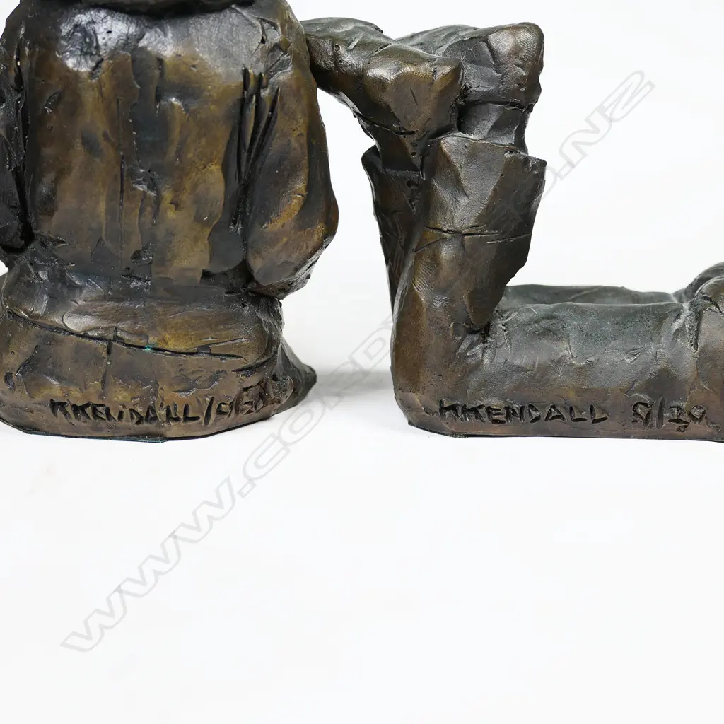 A pair of Ken Kendall bronze figures, Image 1++