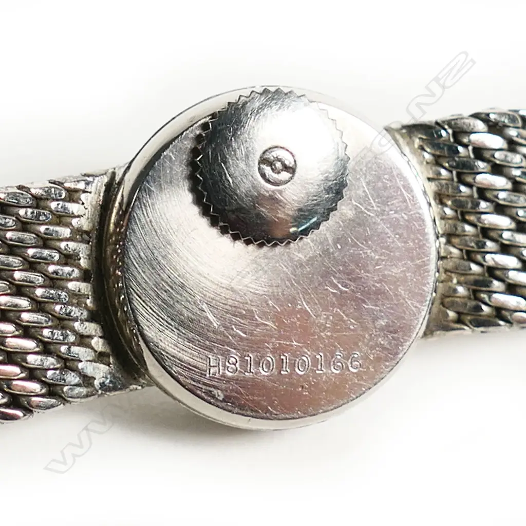 A 18ct white gold Girard Perregaux ladies wristwatch, Image 1++