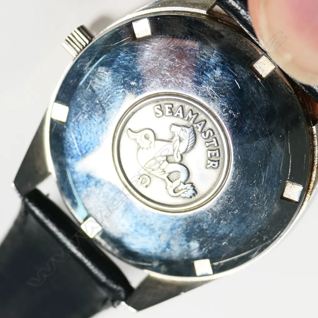 A vintage Omega Automatic Seamaster wristwatch, Image 1++