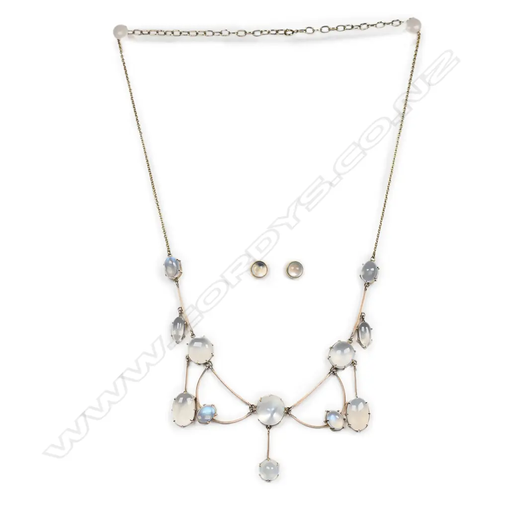 An Edwardian 9ct gold and moonstone necklace and earring set, Image 1++