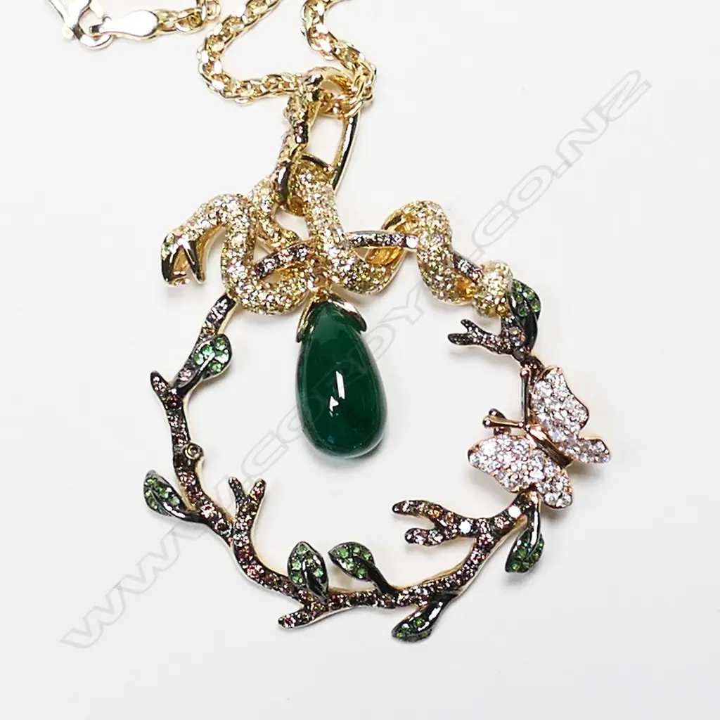 An impressive 18ct yellow gold diamond, emerald and green garnet fancy pendant necklace, Image 1++