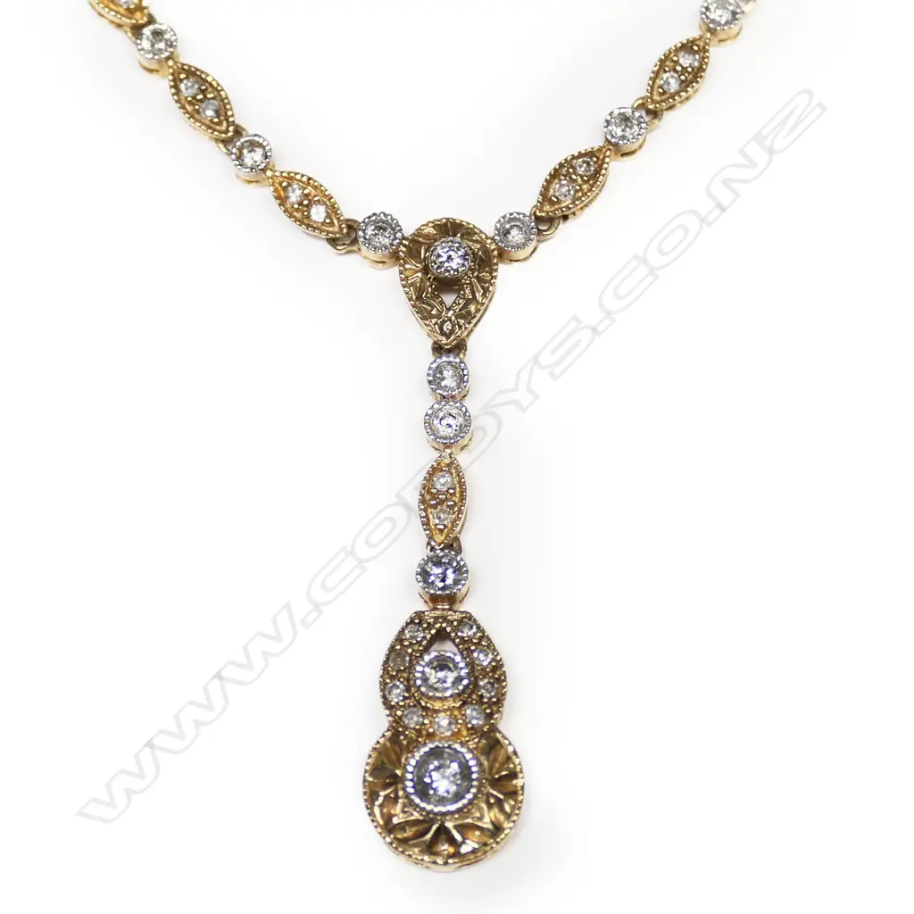A 14ct gold and diamond necklace, Image 1++