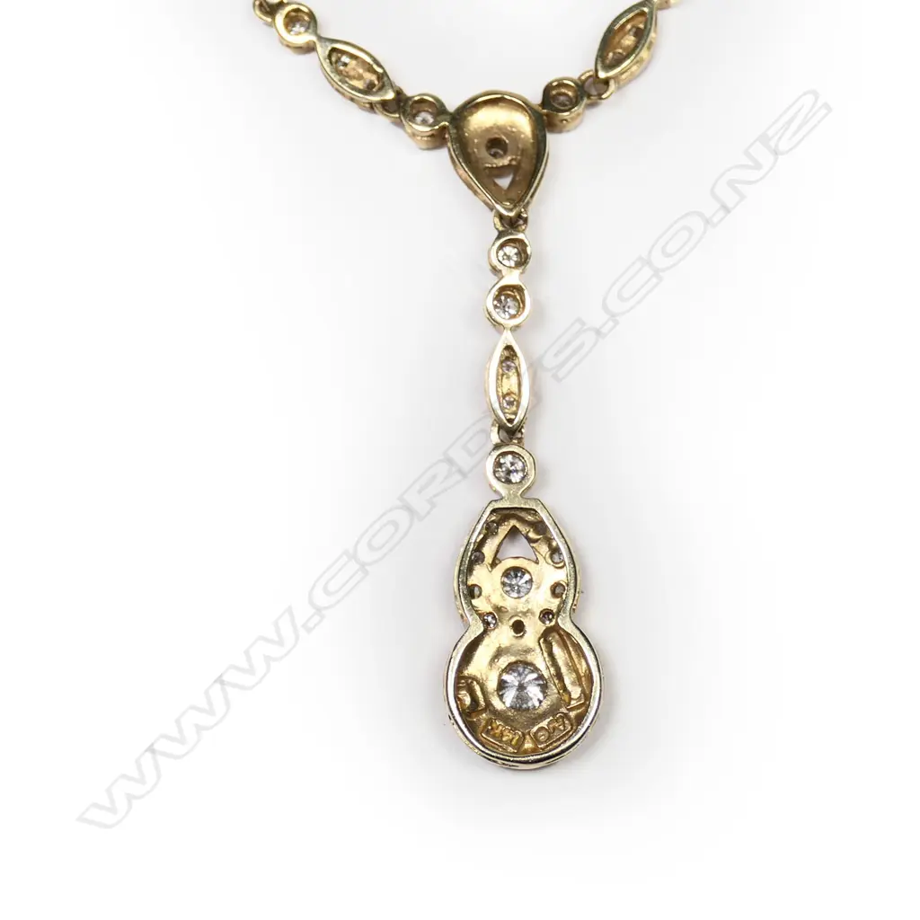 A 14ct gold and diamond necklace, Image 1++