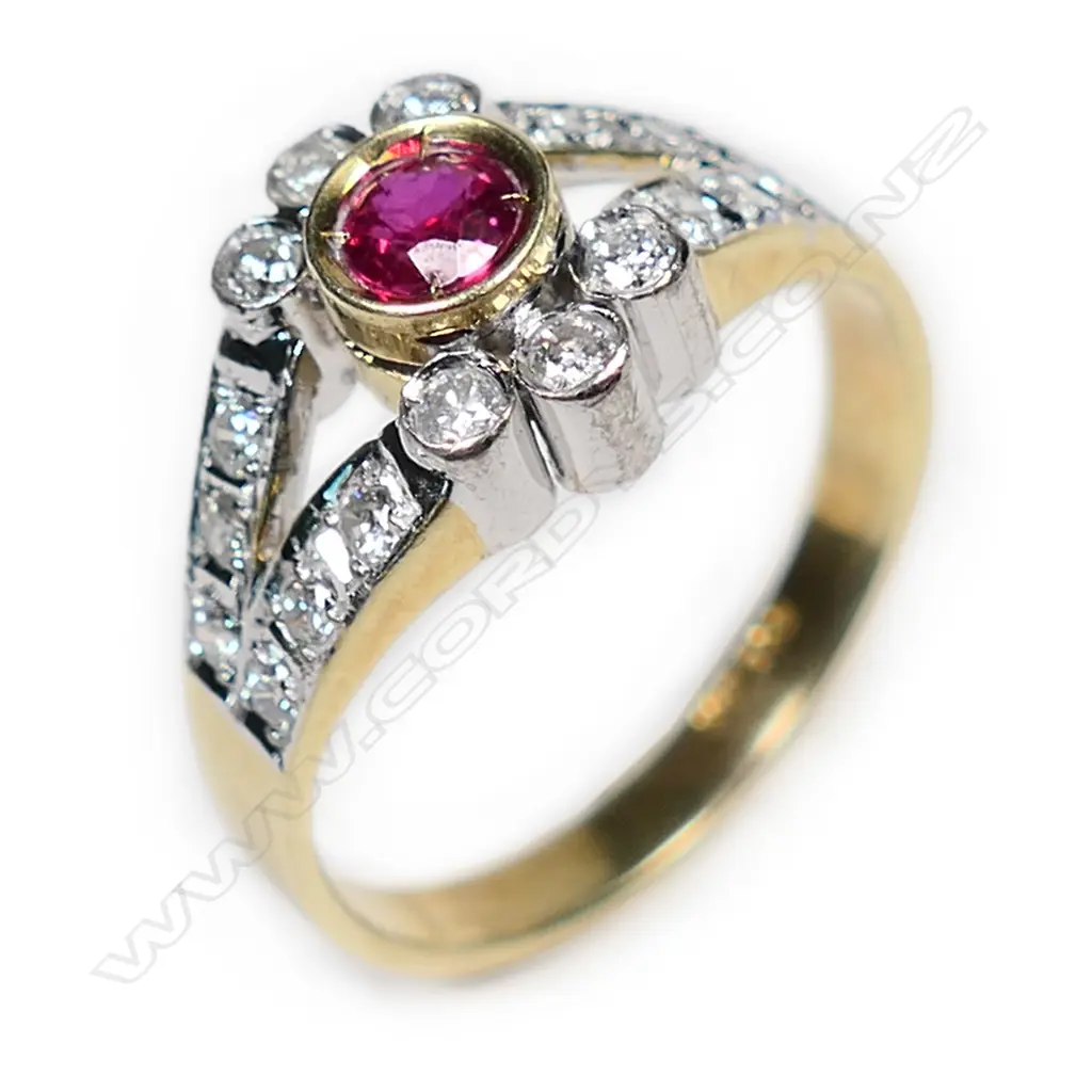 A 14ct gold ruby and diamond ring, Image 1++
