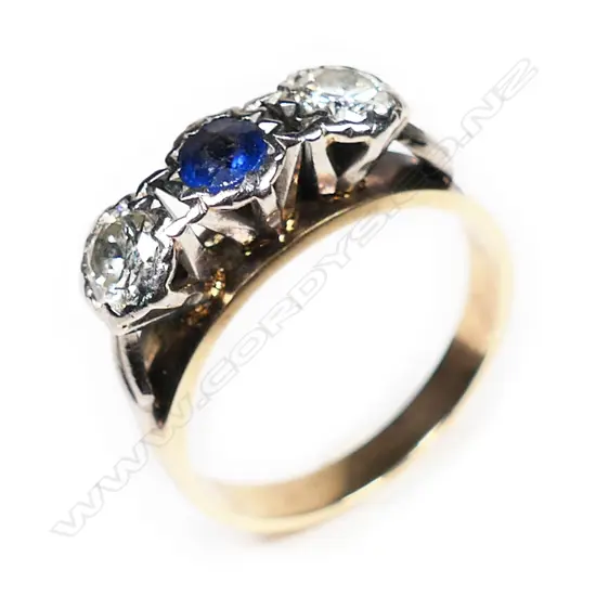 An estate 9ct gold sapphire and diamond ring,
