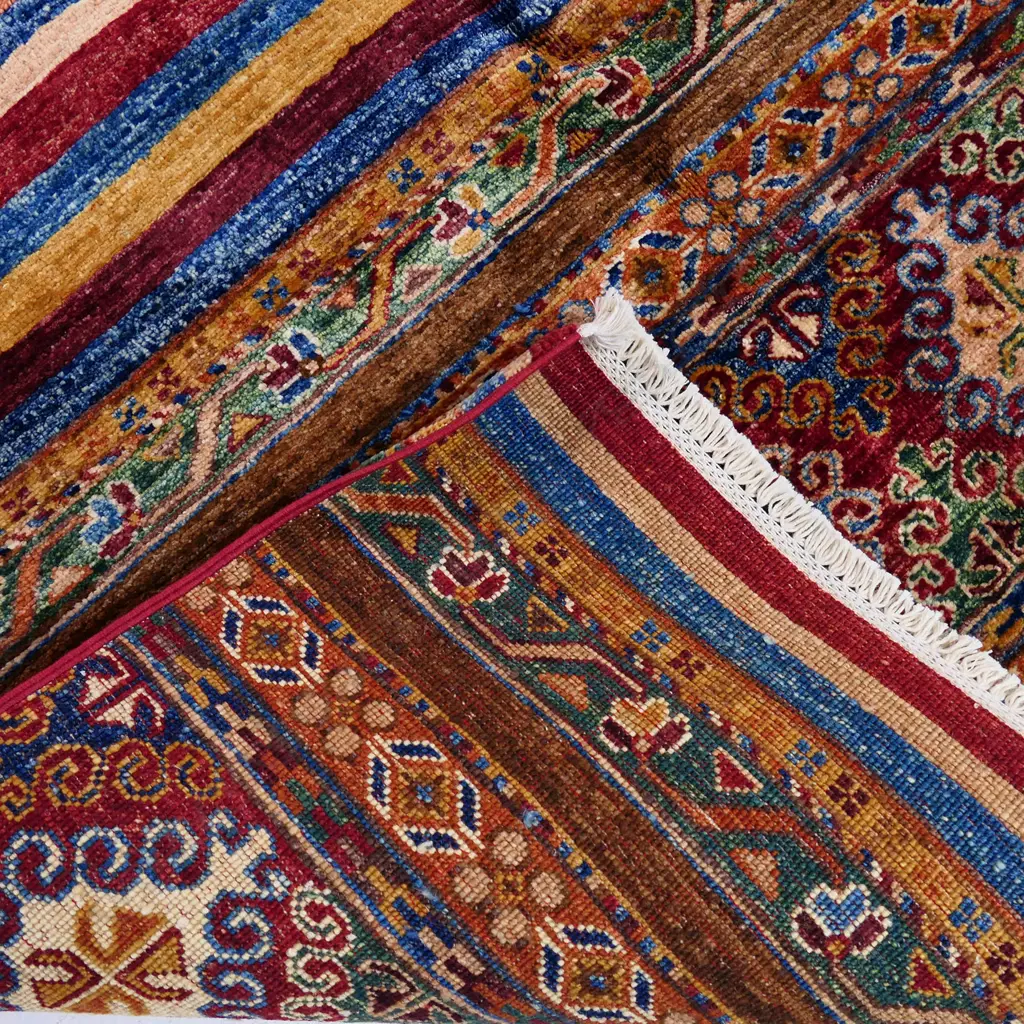 A Khorjeen hand knotted carpet, Image 1++