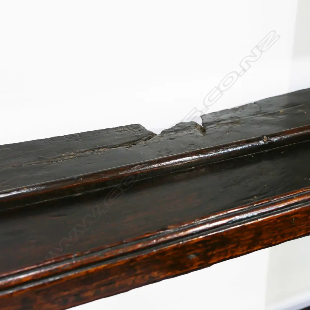A good 18thC Oak rack back dresser, Image 1++