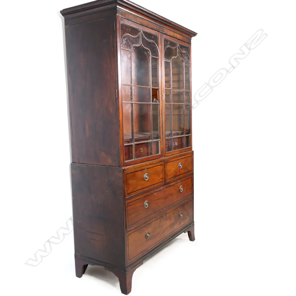A Georgian mahogany bookcase secretaire cabinet, Image 1++