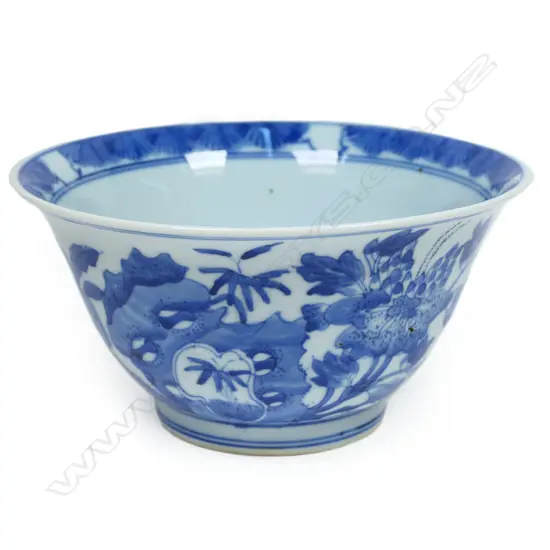 A quality Chinese porcelain bowl,