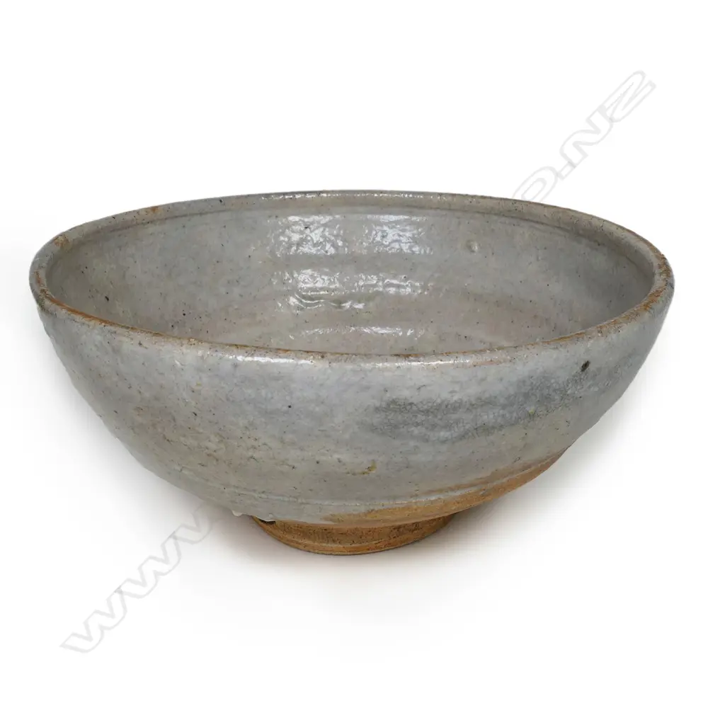 A Len Castle pottery bowl, Image 1++