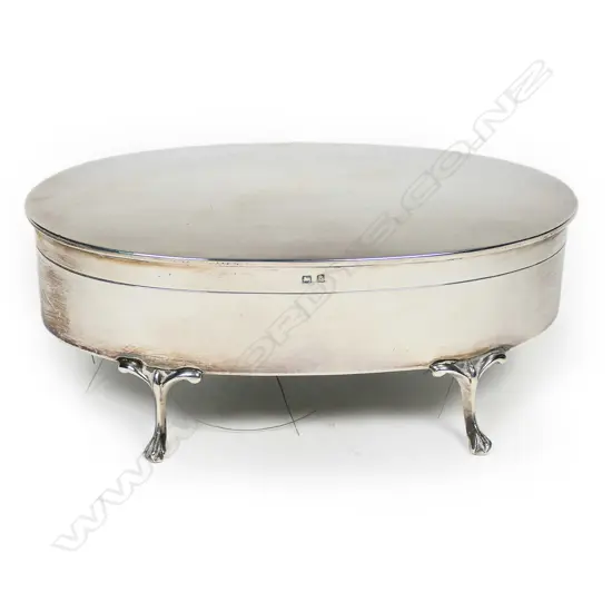 Oval shaped sterling silver jewellery box.