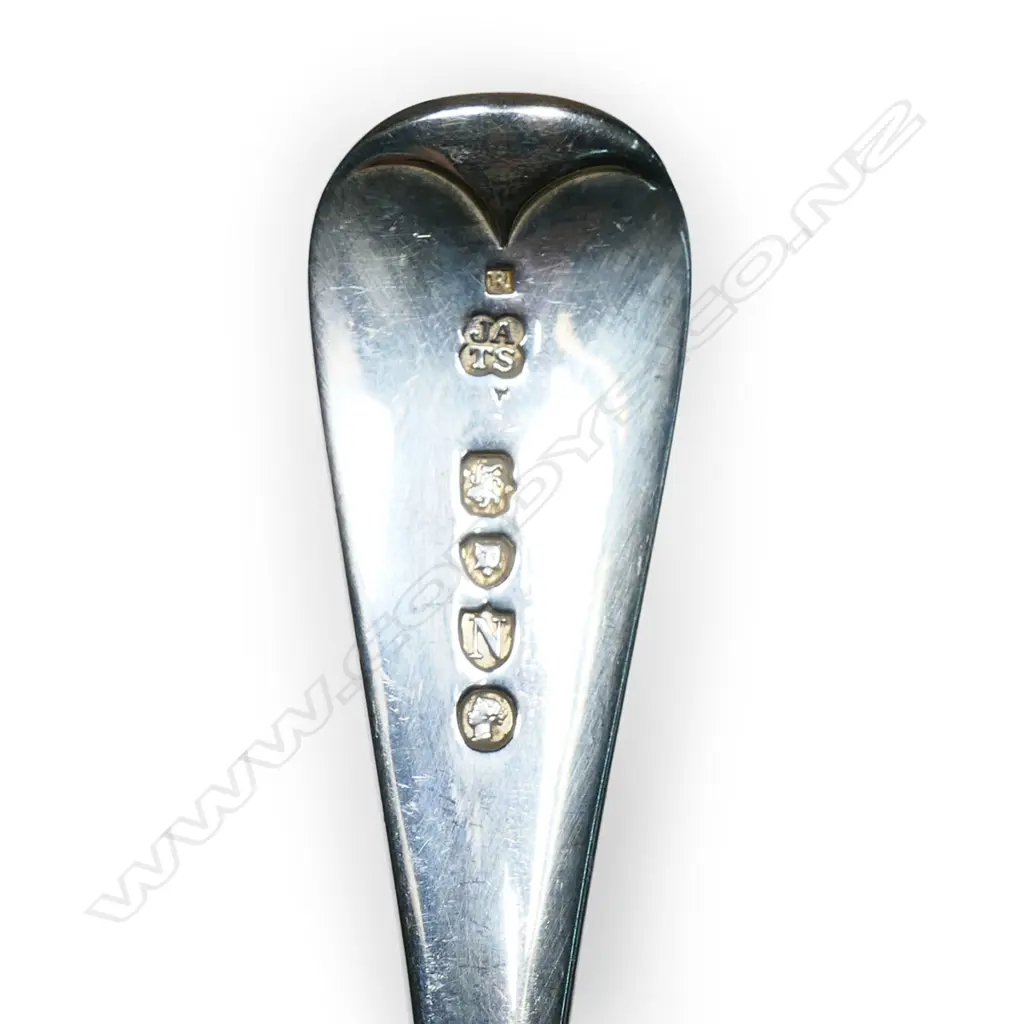 Six Victorian silver tablespoons, Image 1++