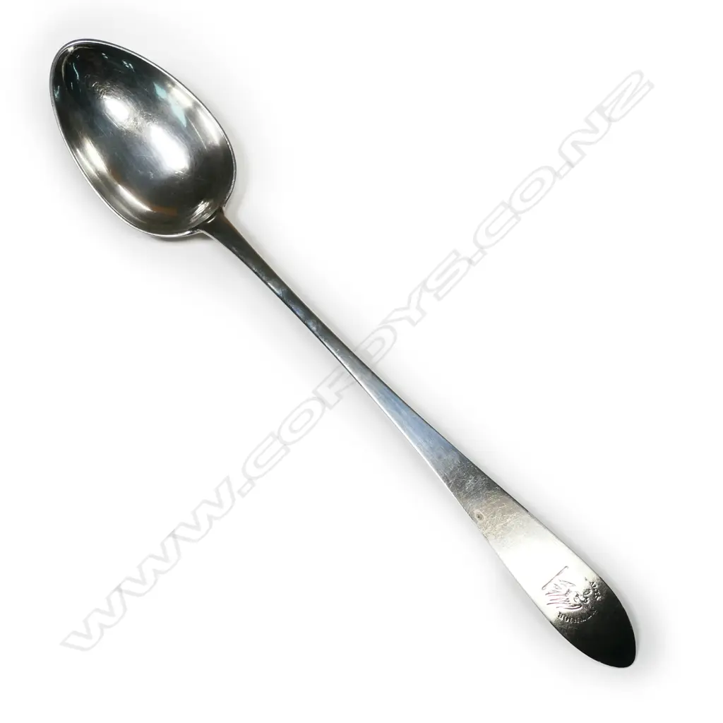 A George III Scottish silver pie spoon, Image 1++
