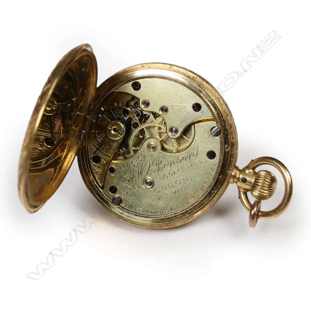 A c.1900 18ct yellow gold ladies half hunter pocket watch, Image 1++