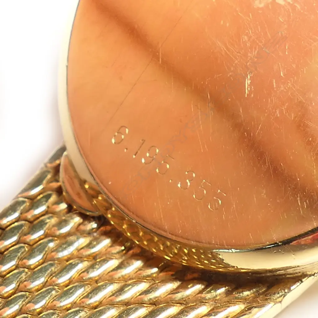 A vintage Eterna 18ct gold bracelet watch, Image 1++