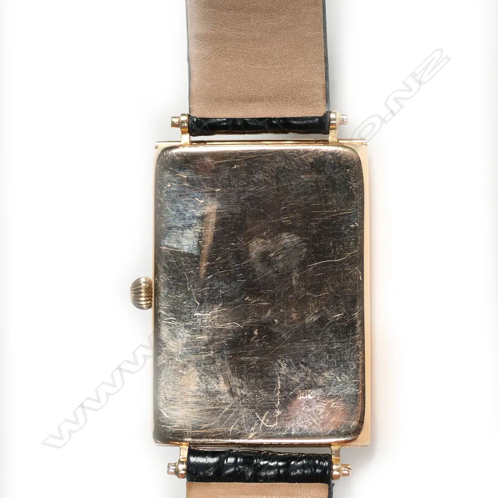 An Omega movement 14ct rose gold cased gent's Art Deco wristwatch, Image 1++