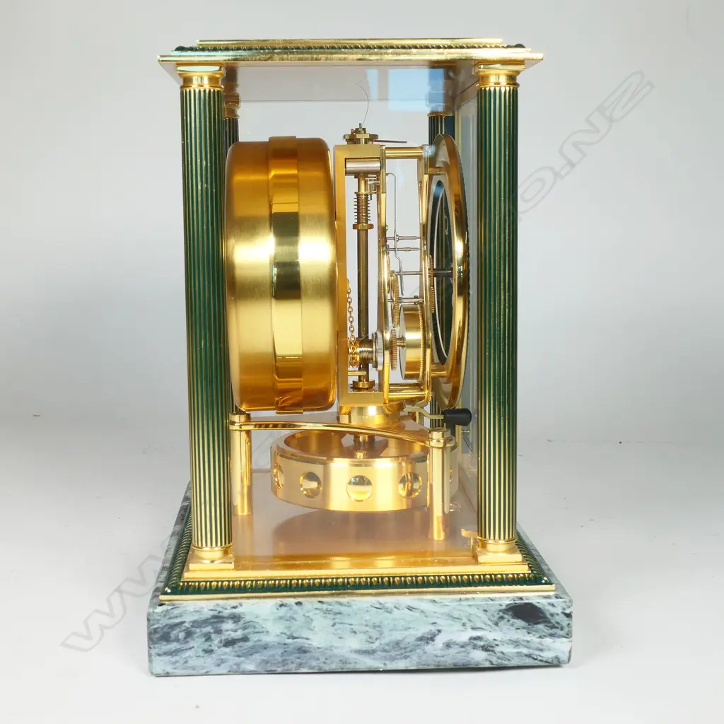 A Jaeger-LeCoultre 'Atmos' perpetual clock, Image 1++