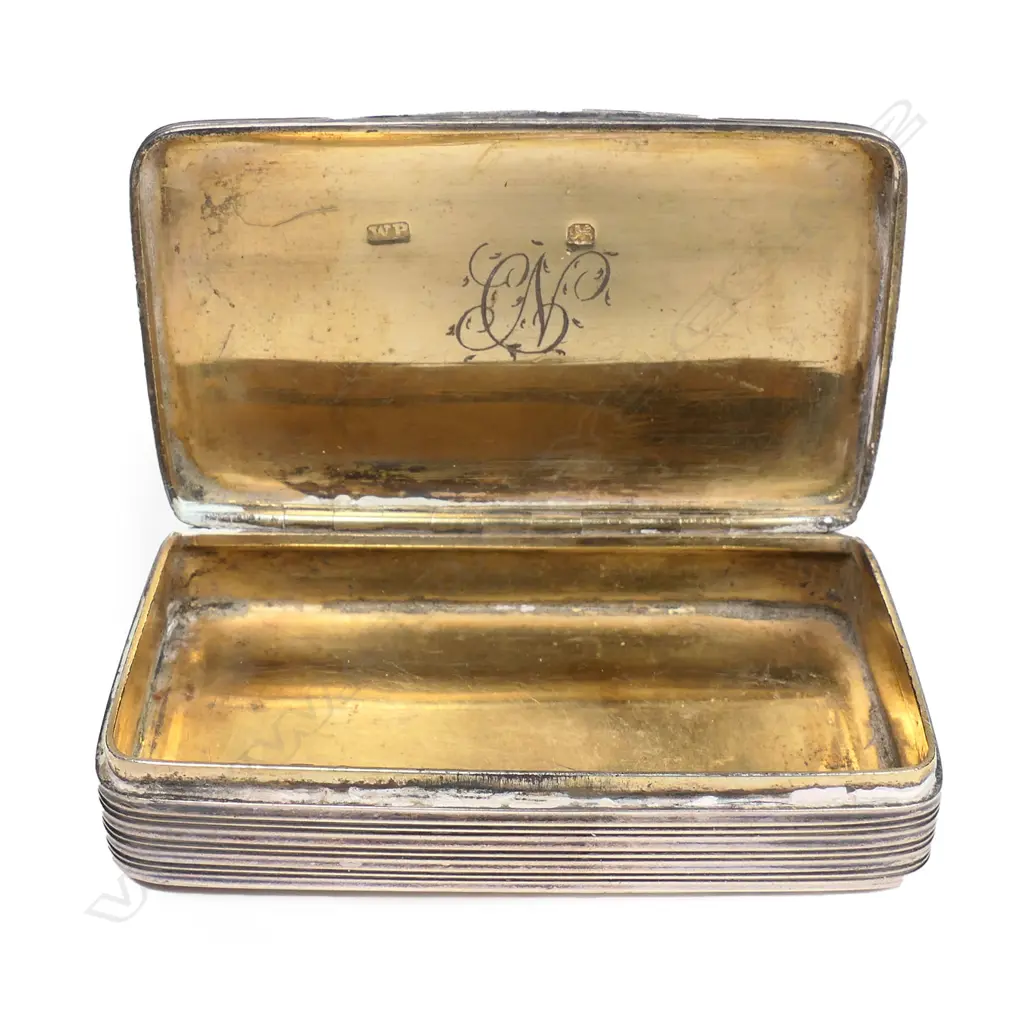 A George III silver table snuff box, Image 1++
