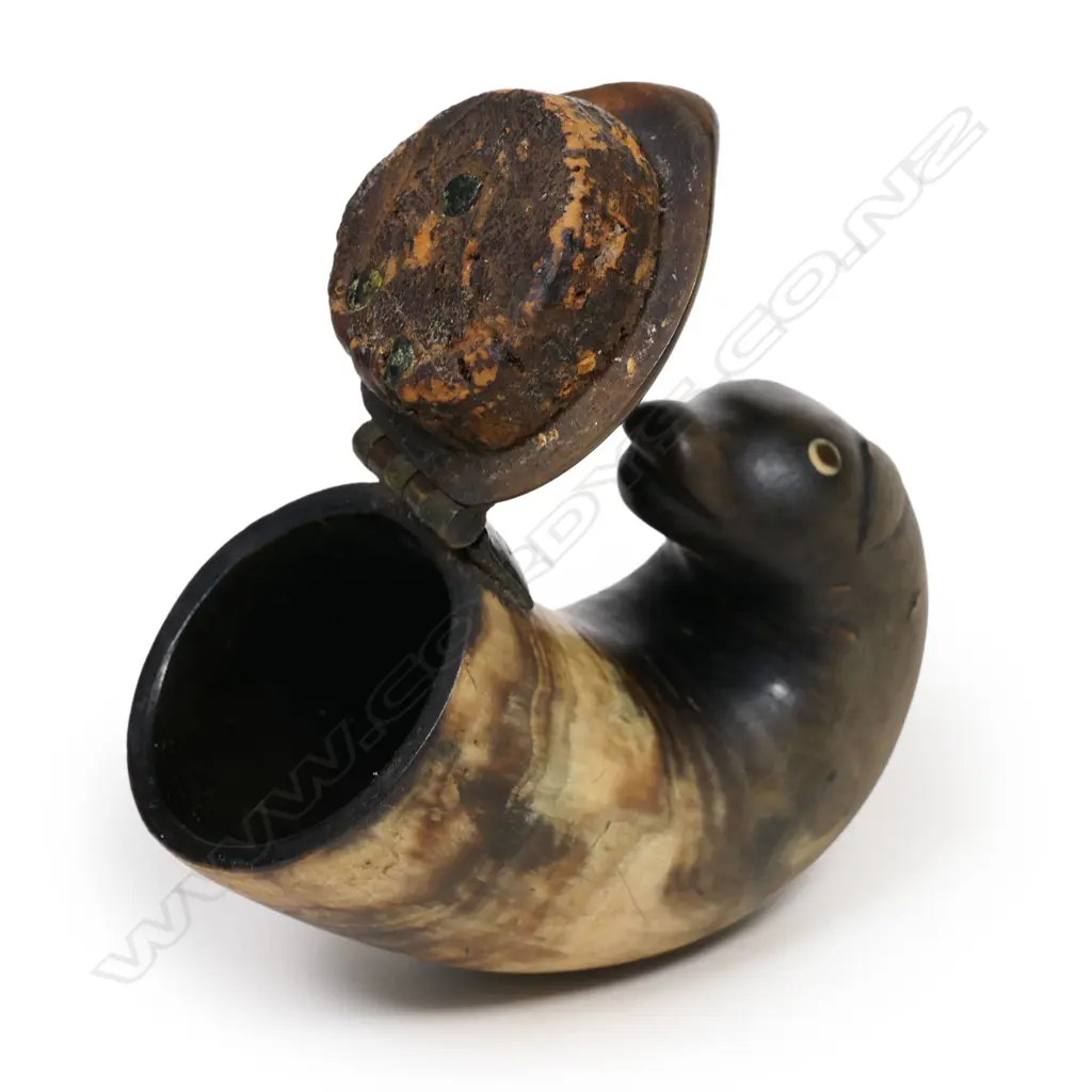 A Georgian horn snuff mull, Image 1++