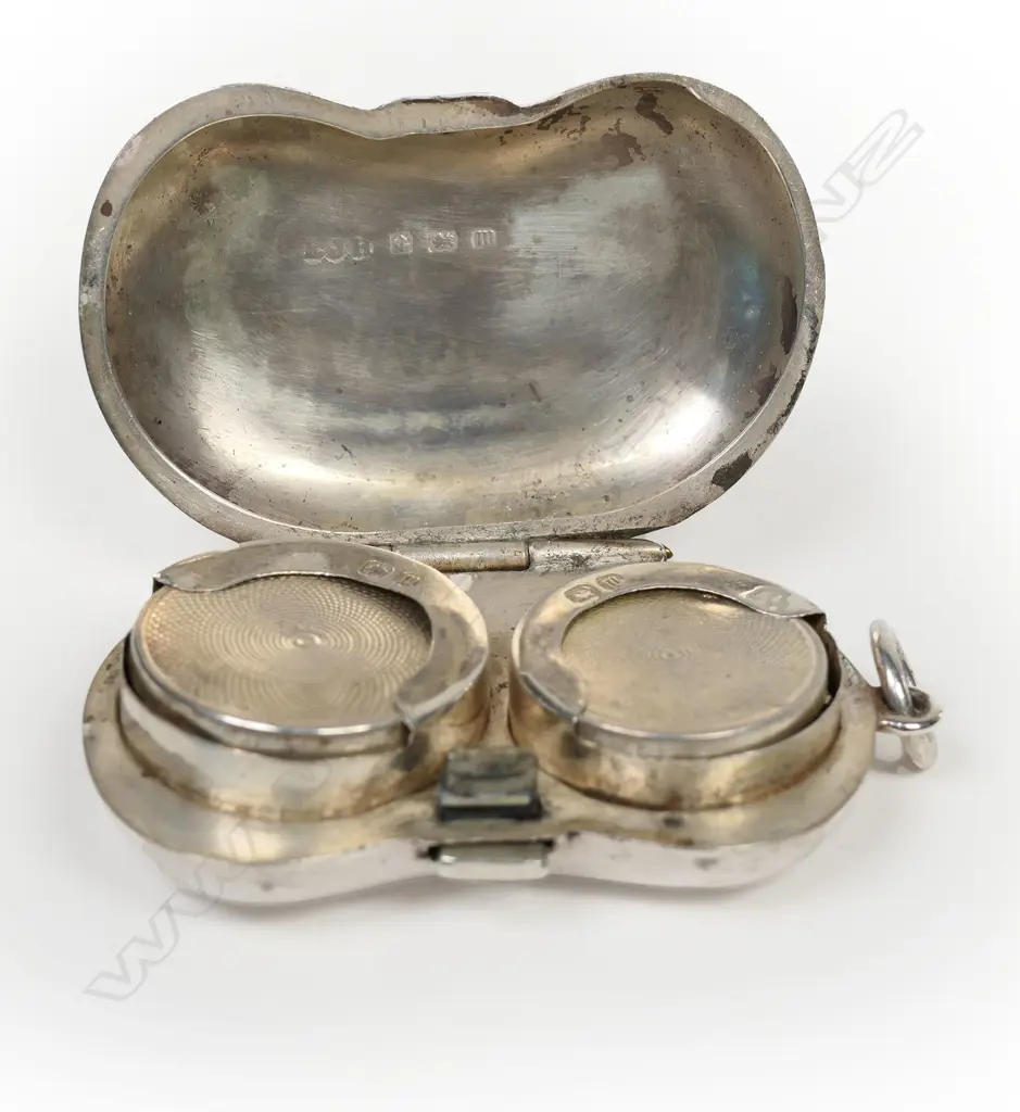 A silver double sovereign case, Image 1++