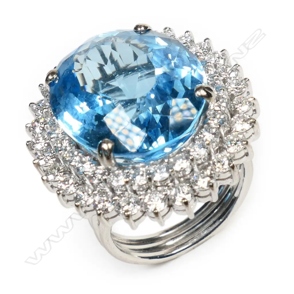 An impressive 18ct white gold large blue topaz and diamond ring, Image 1++