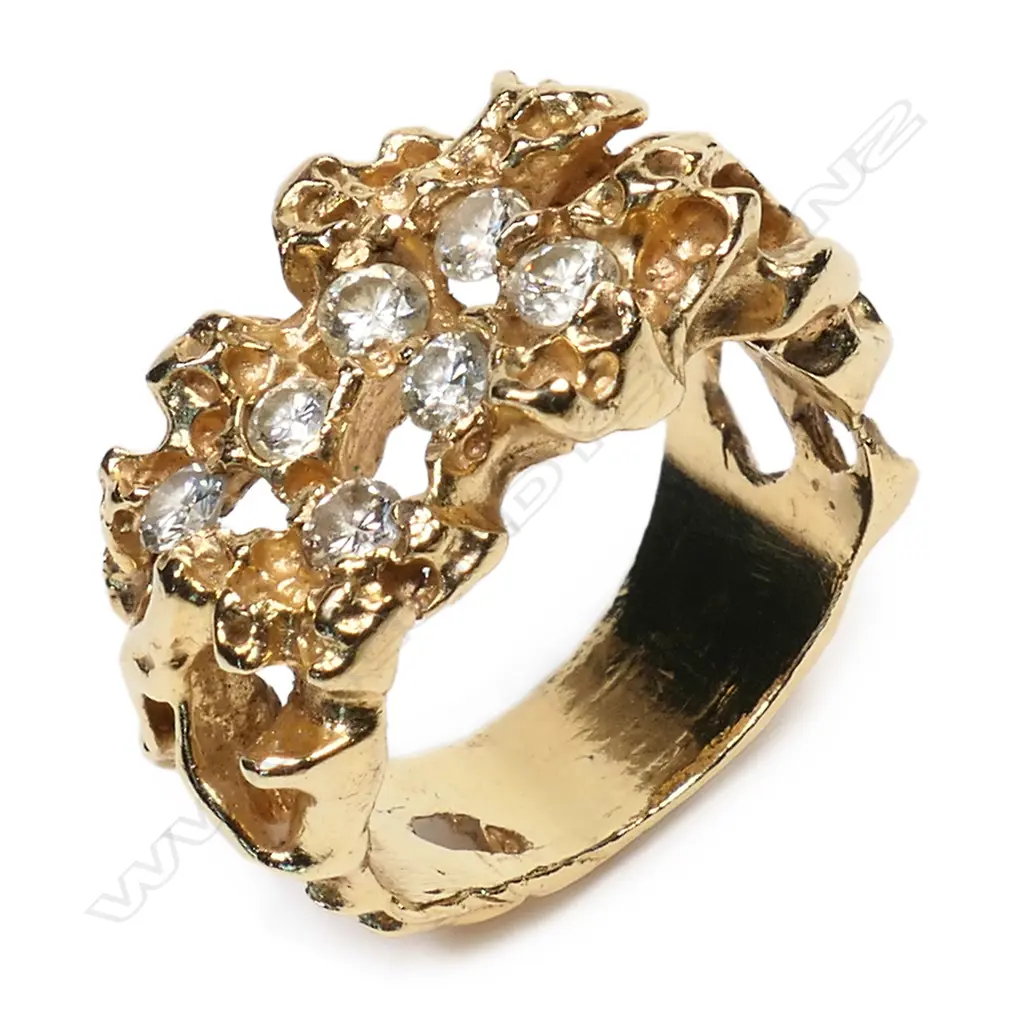 A vintage designer 14ct yellow gold and diamond ring, Image 1++