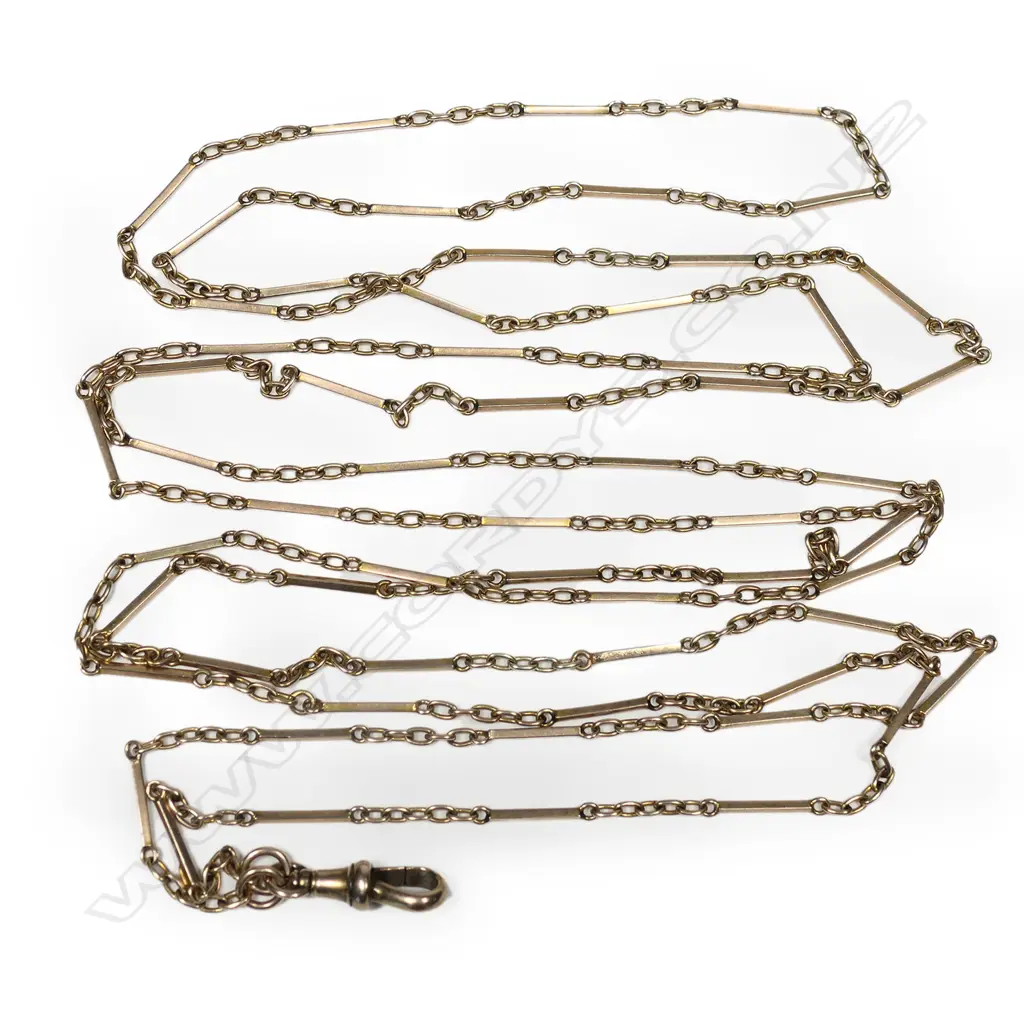 A vintage 9ct rose gold muff chain, Image 1++