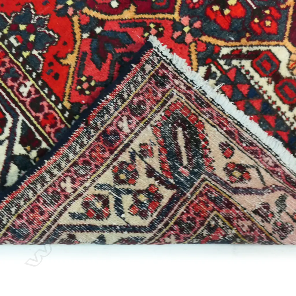 A hand-knotted wool pile Bakhtiar rug, Image 1++