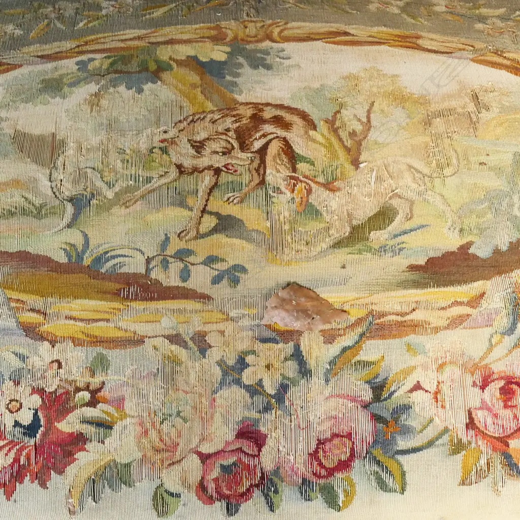 A French 19thC Louis XVI style canapé, Image 1++