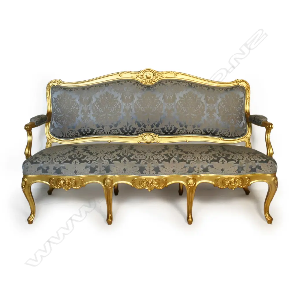 An early/mid 20thC antique style French giltwood settee, Image 1++