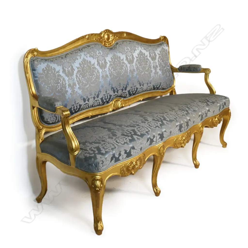 An early/mid 20thC antique style French giltwood settee, Image 1++