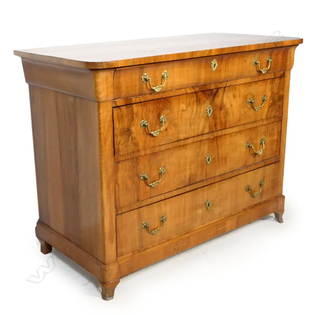A19thc French walnut commode / chest, Image 1++