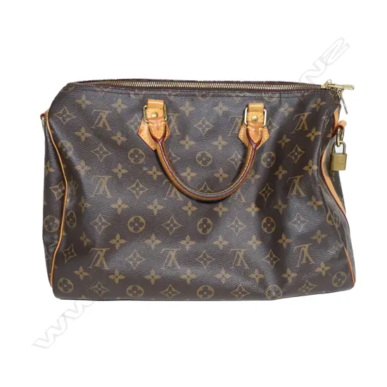 A Louis Vuitton Speedy Bandoulière 35 bag,