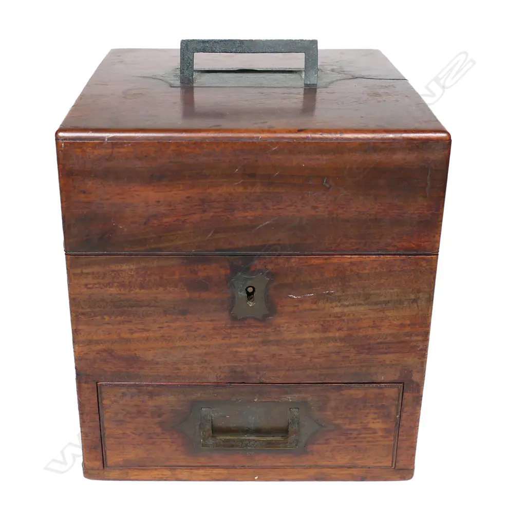 A Victorian mahogany apothecary chest, Image 1++