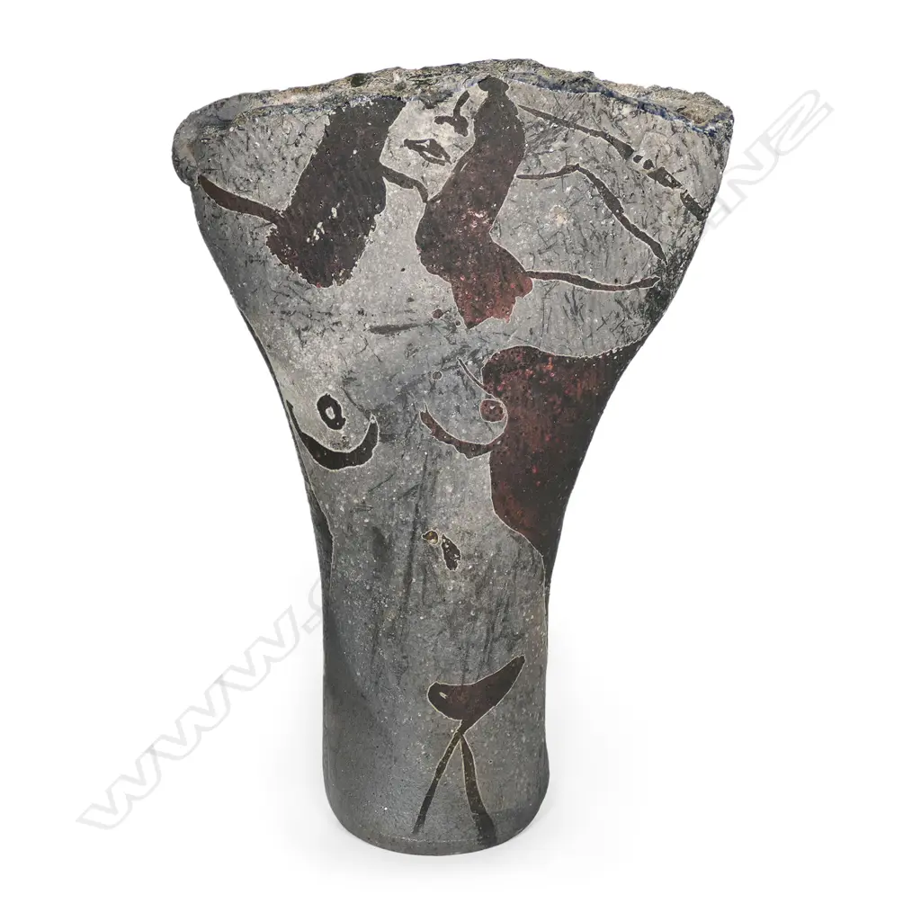 A 1970s Paul Soldner (US 1921– 2011) raku sculptural vase, Image 1++