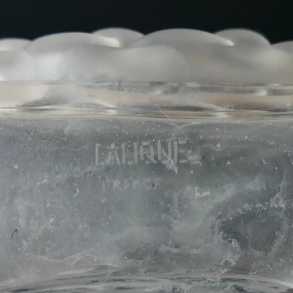 A graduated pair of Lalique glass Dahlia perfume bottles, Image 1++