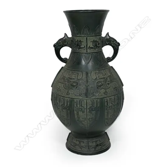 A large old Chinese bronze vase,
