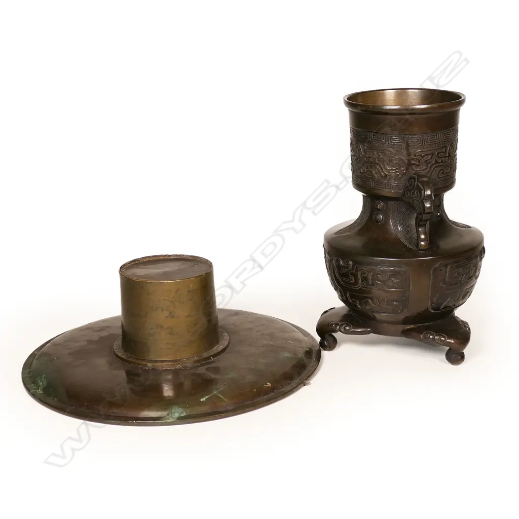 An early 20thC Japanese bronze Usubata, Image 1++