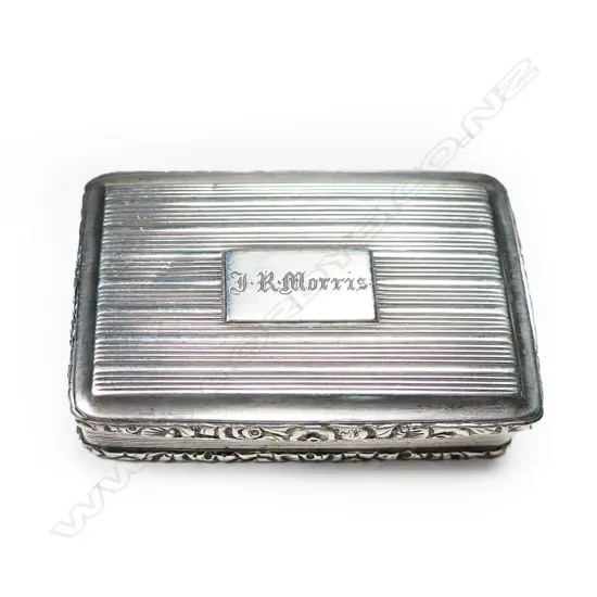A George IV silver snuff box,