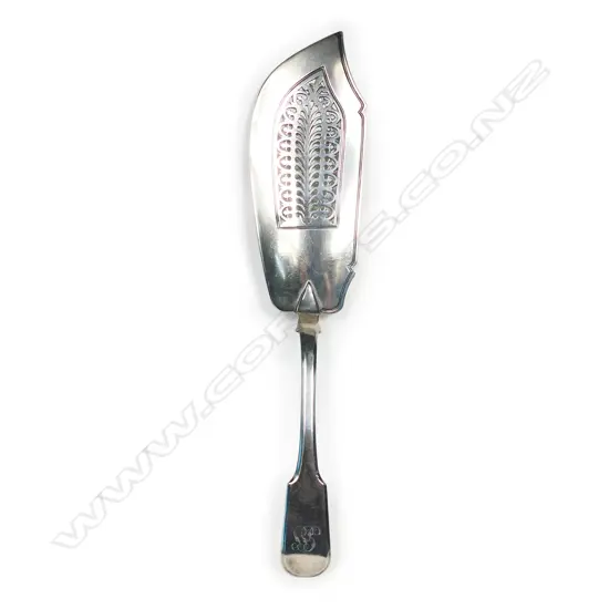 A George IV silver fish slice,