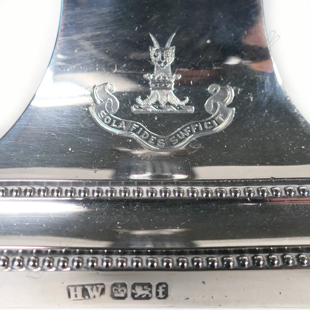 A pair of Victorian silver Corinthian column candlesticks, Image 1++